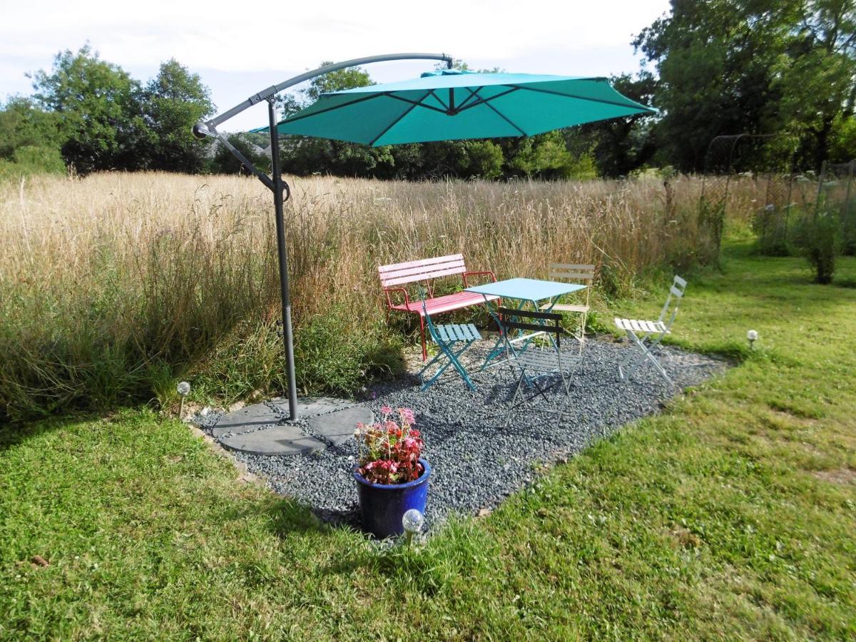 La Bicyclette Bleue Bed & Breakfast Montpinchon Bagian luar foto