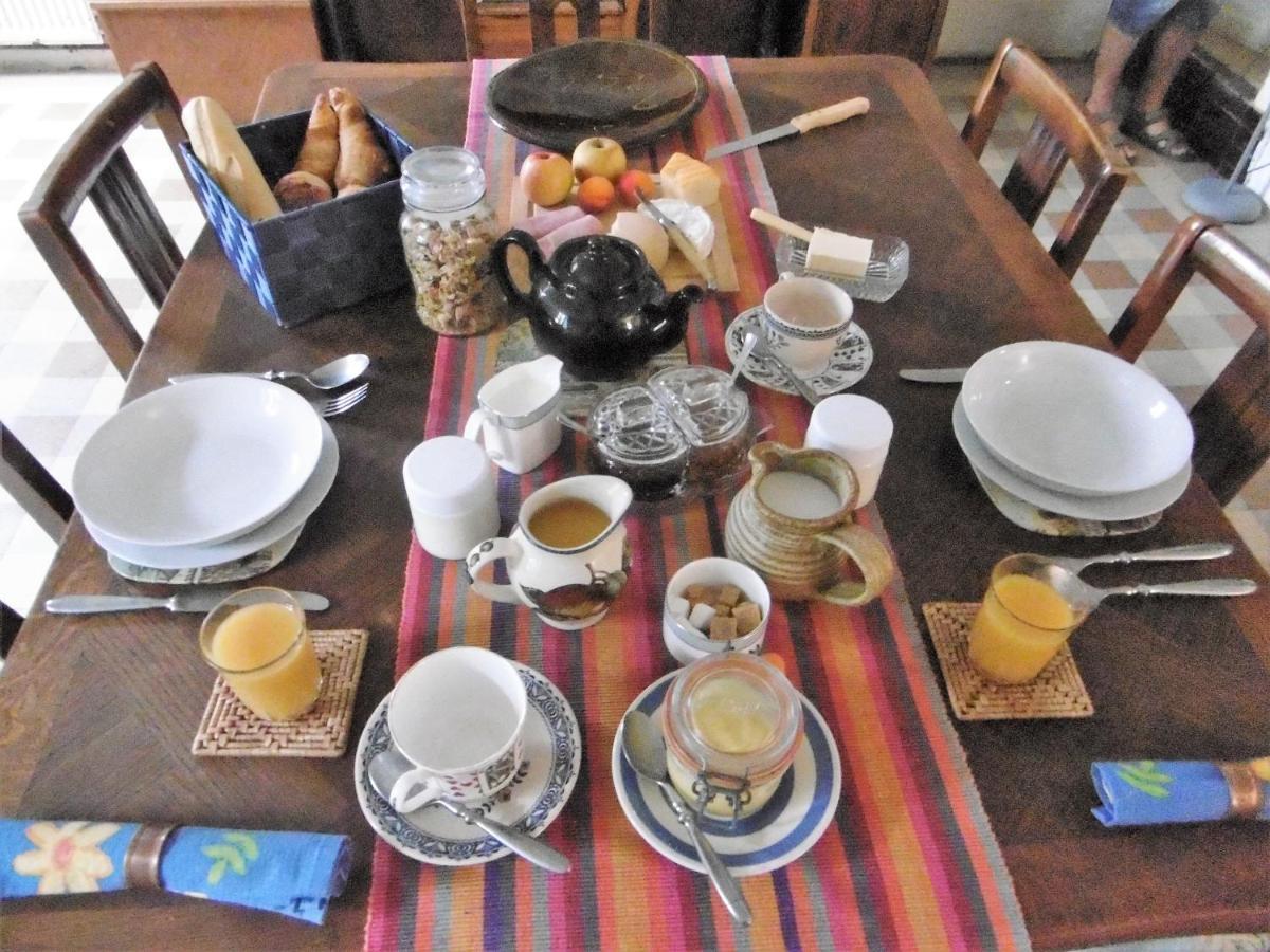 La Bicyclette Bleue Bed & Breakfast Montpinchon Bagian luar foto