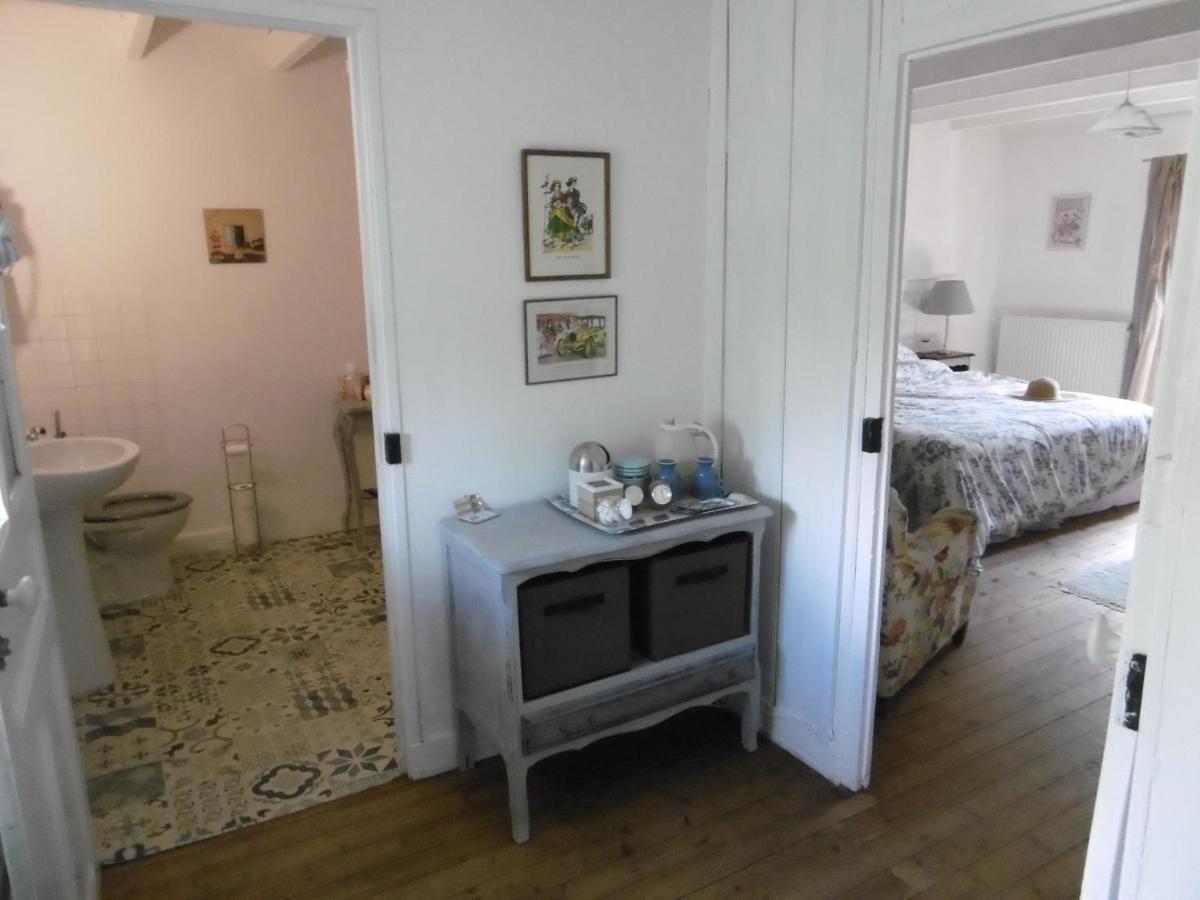 La Bicyclette Bleue Bed & Breakfast Montpinchon Bagian luar foto